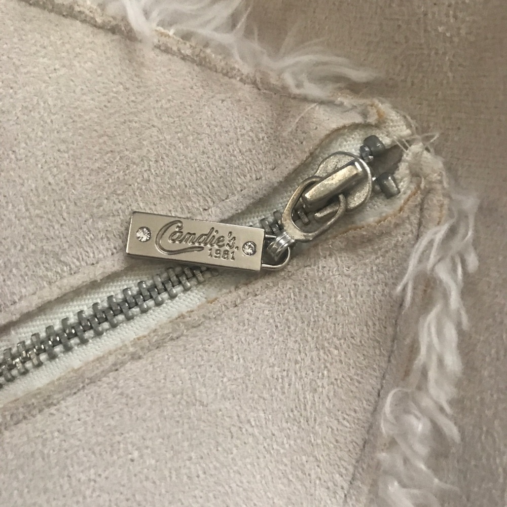 Coat - Picture 6 of 6